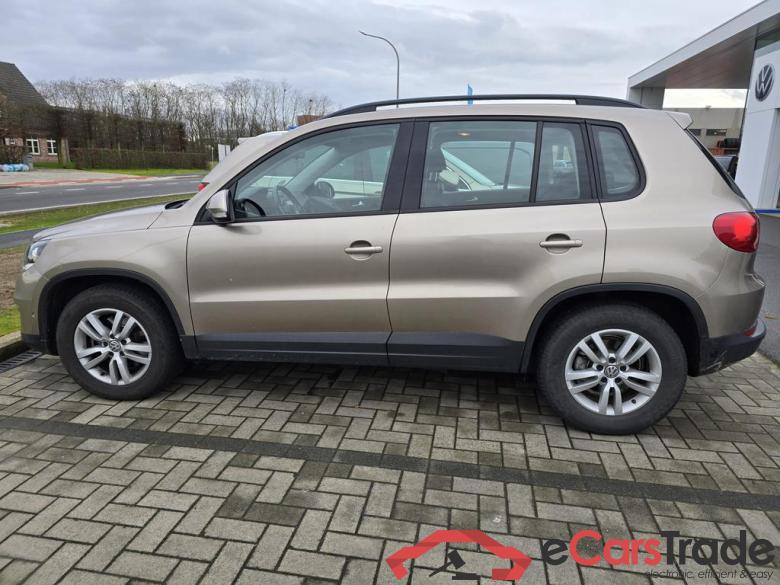 VOLKSWAGEN Tiguan Tiguan Trend & Fun 1.4 TSI BlueMotion Technology 92 kW (125 ch) 6 vitesses manuel #4