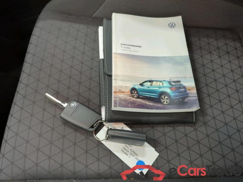 VOLKSWAGEN T-Cross 70 kW #6