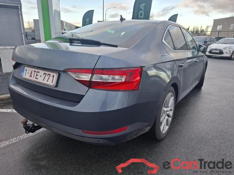 SKODA Superb Superb Clever 1,5 TSI 110 kW 6-speed mech. #4