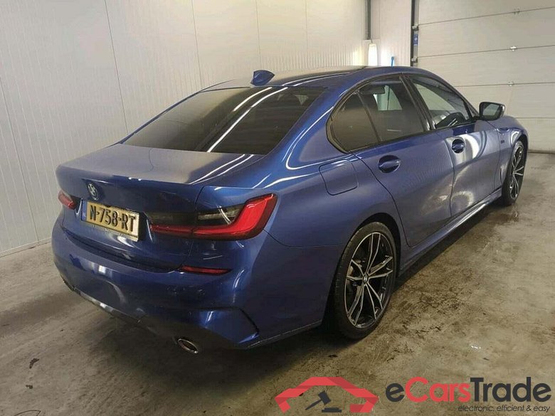 BMW 3-serie 318i High Exe. Ed. #2