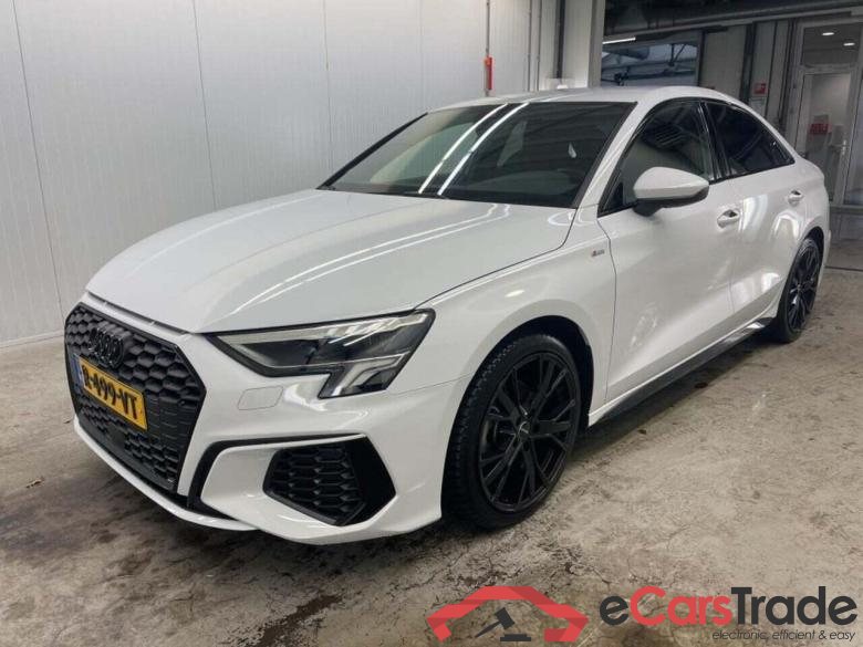 AUDI A3 Limousine 30 TFSI S edition
