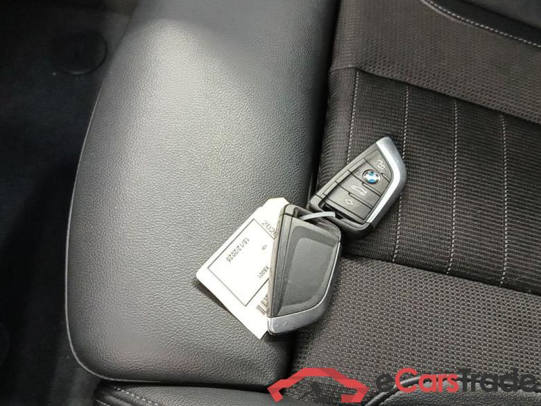 BMW 3 TOURING DIESEL - 2019 318 dA MHD 150 AdBlue 5d #4