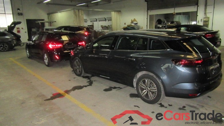 Renault Megane IV Grandtour (06.2016->) DE - Kb5 1.5 BLUE dCi 115 EU6d, Grandtour Equilibre (EURO 6d), (Facelift) 2022 - #4