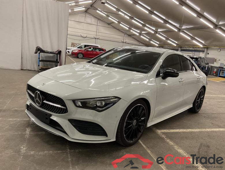 MERCEDES-BENZ CLA 200 200