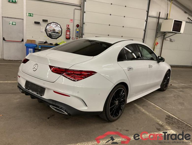 MERCEDES-BENZ CLA 200 200 #2