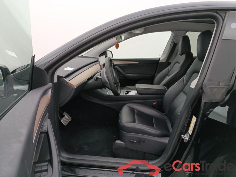 TESLA MODEL Y 72.5 kWh Dual Motor Performance (377 kW) 5d #3