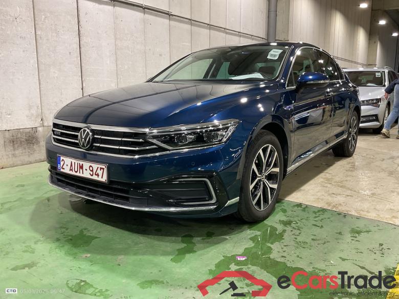 VOLKSWAGEN Passat 1.4 TSI GTE BUSINESS DSG #1