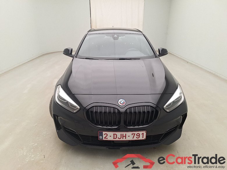 BMW, 1-serie '19, BMW 1 Reeks Hatch 116dA (85 kW) 5d #1