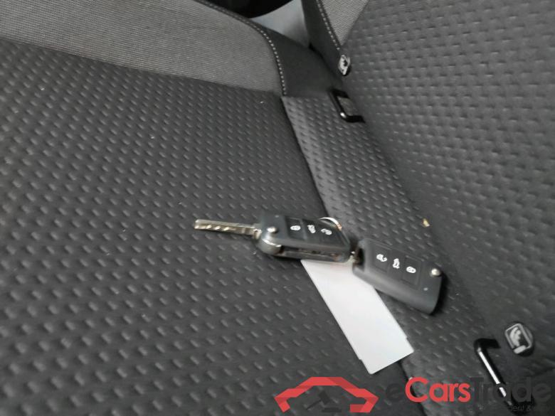 VOLKSWAGEN POLO 70 kW #6