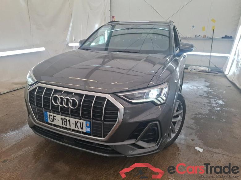 AUDI Q3 / 2018 / 5P / SUV 45 TFSI E 245 S TRONIC S LINE #1