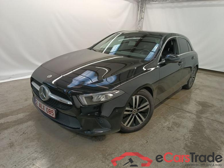 Mercedes-Benz A-Klasse A 180 d DCT Business Solution 5d