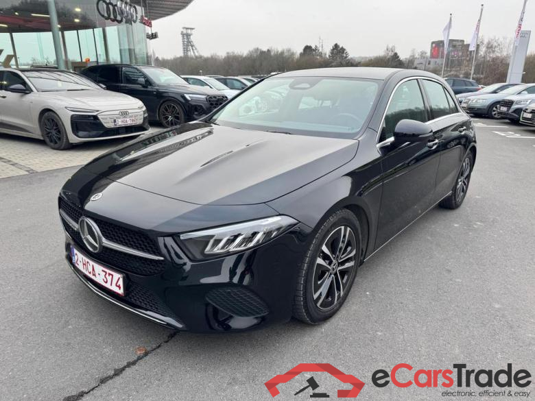 MERCEDES-BENZ A 180 Luxury Line