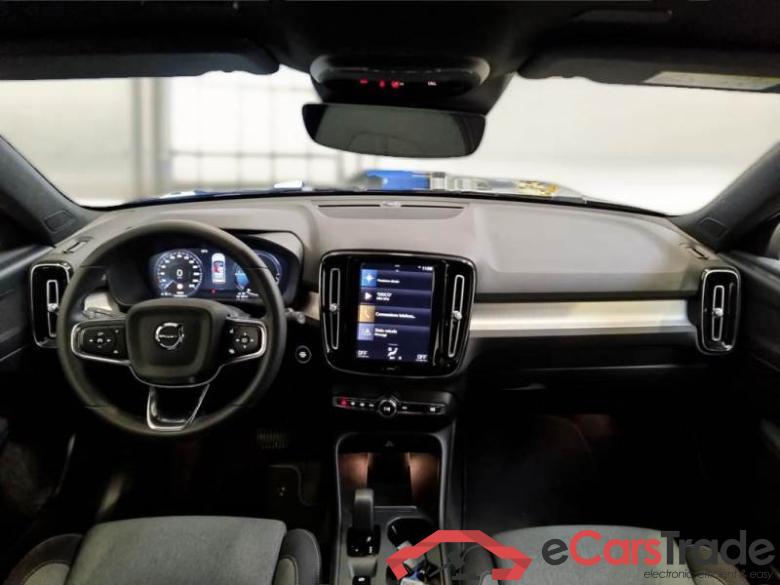 VOLVO XC40 / 2021 / 5P / SUV T5 RECHARGE PLUG-IN AUTO CORE #3