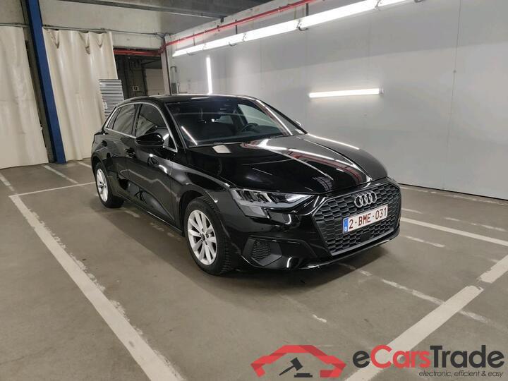 Audi A3 Sportback A3 Sportback 1.0 30 TFSi Attraction 81kW/110pk  5D/P Man-6 #2