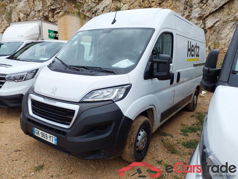 PEUGEOT Boxer 2.2 HDI 130 335 L2H2 3.5T 2.2 HDI 140 BVM + Nav + camera recul + grip control