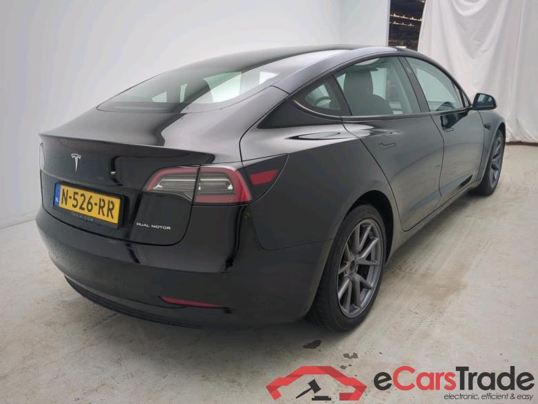 Tesla Model 3 Long Range Dual Motor AWD 4d #2