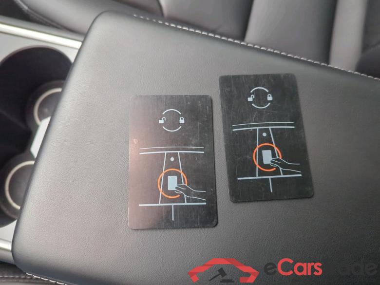 Tesla Model 3 Long Range Dual Motor AWD 4d #4