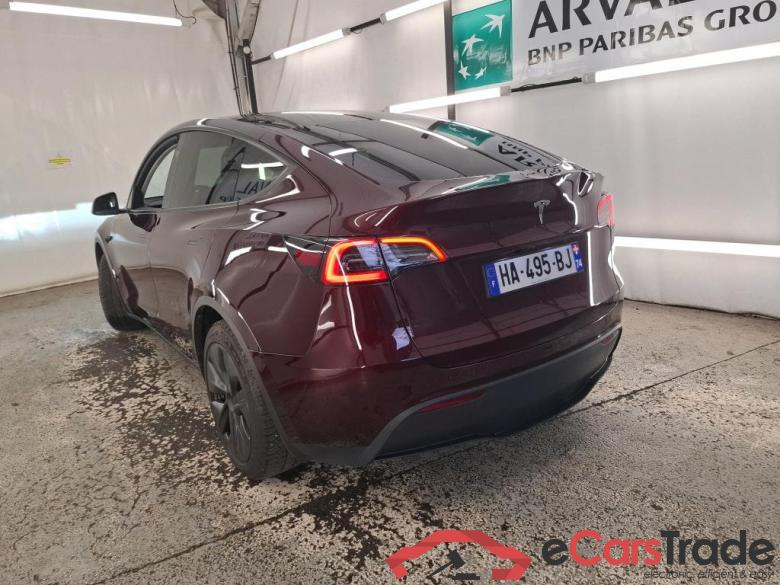 TESLA Model Y / 2020 / 5P / SUV Grande Autonomie RWD #3