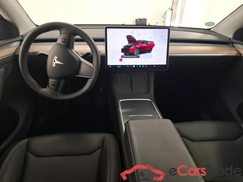 TESLA Model Y / 2020 / 5P / SUV Grande Autonomie RWD #6
