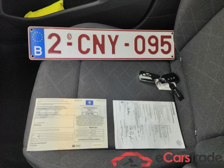 Volkswagen Golf VIII 1.0 eTSI 81kW Life Business DSG 5d #4