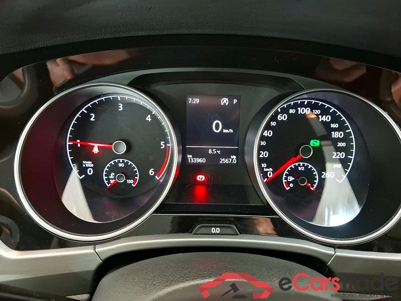 VOLKSWAGEN Touran / 2015 / 5P / monospace 2.0 TDI 115 DSG7 Lounge #6