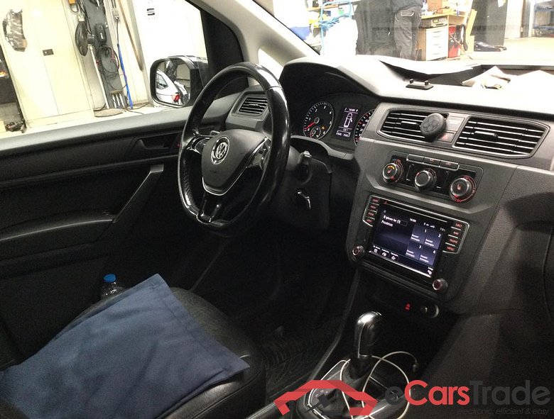 VOLKSWAGEN Caddy Van Caddy Fourgon  2,0 l TDI EU6 SCR BMT 150ch(110KW) Boîte automatique 6 vitesses DSG #3