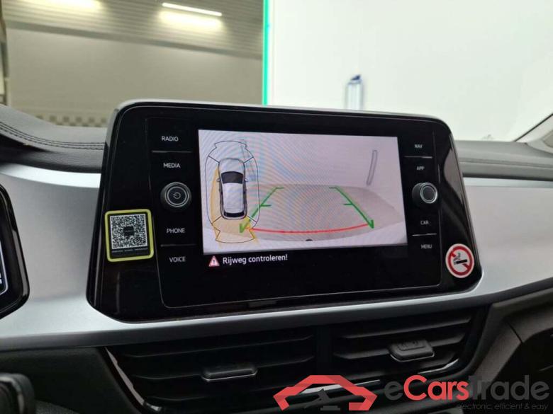 VOLKSWAGEN T-Roc 1.5 TSI Life 75 Edition #6