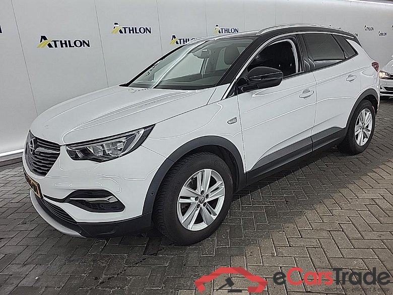 OPEL Grandland X 1.2 Turbo S&S 96kW Bus. Executive Auto 5D