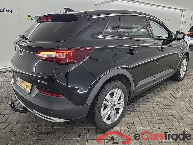 OPEL Grandland X 1.2 Turbo S&S 96kW Bus. Executive 5D #3