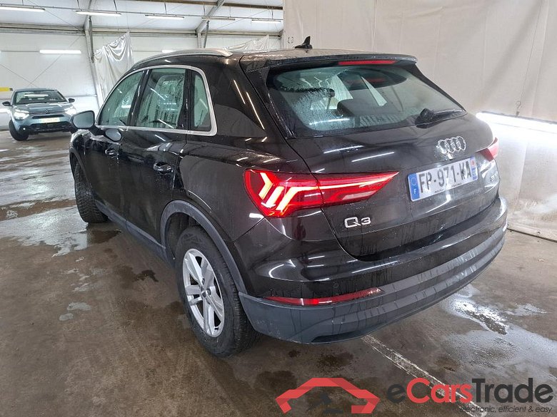 AUDI Q3 / 2018 / 5P / SUV 1.5 35 TFSI 150 S TRONIC BUSINESS LINE #2