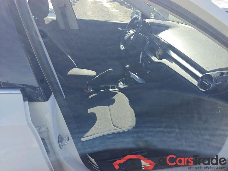 SKODA Fabia / 2021 / 5P / berlina con portón 1.0 TSI 70kW (95CV) Ambition (AC2) #6