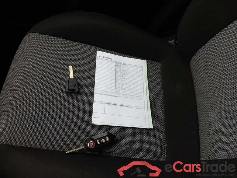 FIAT Doblò Cargo/2015/3P/furgón derivado de turismo Cargo Base 1.6 Mjet 66kW (90CV) #5