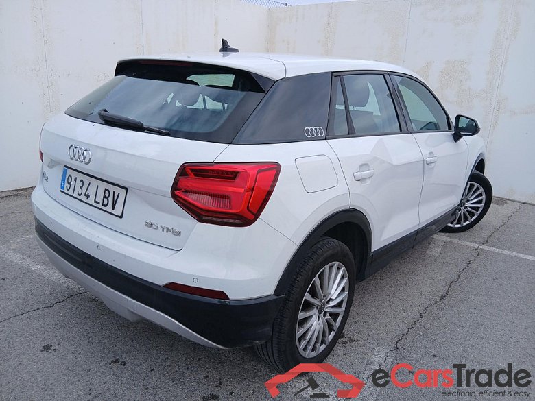 AUDI Q2 / 2016 / 5P / todoterreno Design 30 TFSI 85kW (116CV) #2