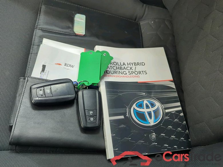 Toyota Corolla Touring Sports 1.8 Hybrid Business 5d #4