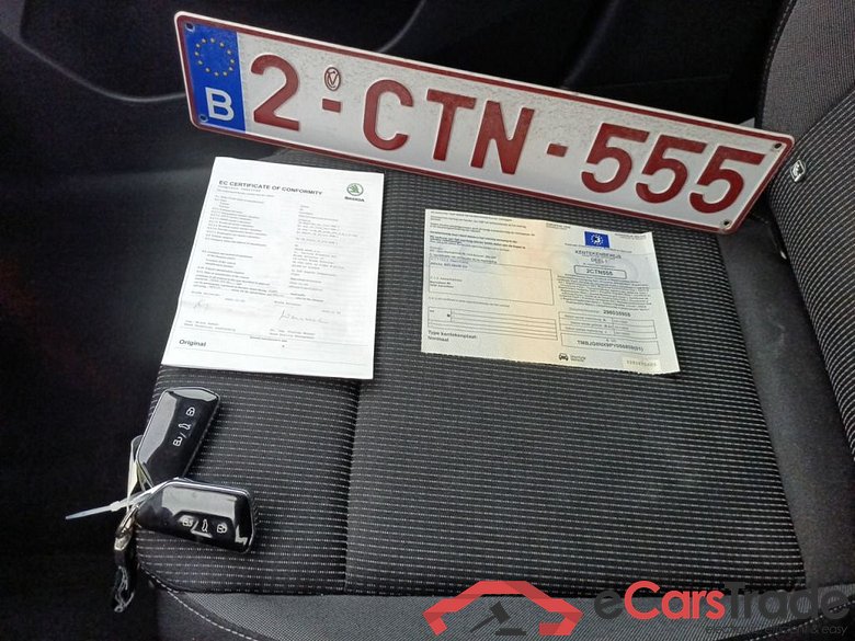 Skoda Octavia Combi 2.0 CRTDI 85kW DSG7 Clever 5d #4