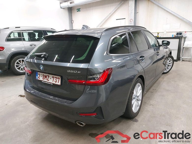 BMW - BMW 3 TOURING 320e 204PK Business Edition With Vernasca Heated Sport Seats & Driving Assistant Pack & Active Cruise Control  * HYBRID * #2