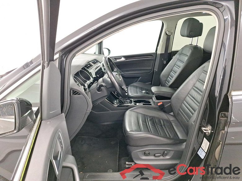 VOLKSWAGEN TOURAN DIESEL - 2015 1.6 TDi SCR Highline DSG STOCK #5