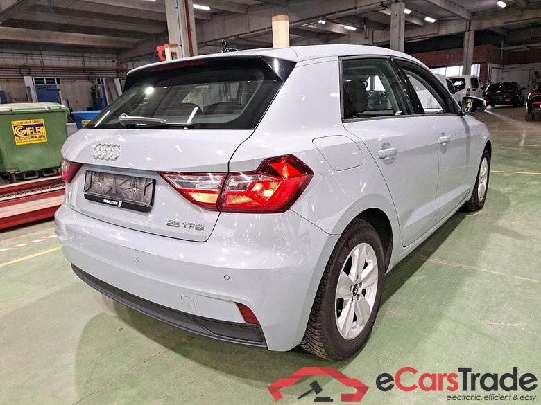 AUDI A1 1.0 25 TFSI ATTRACTION #4