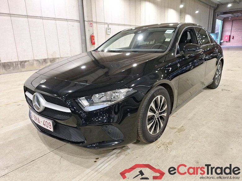 MERCEDES-BENZ A-CLASS 2.0 A 180 D DCT BUSINESS SOLUTION