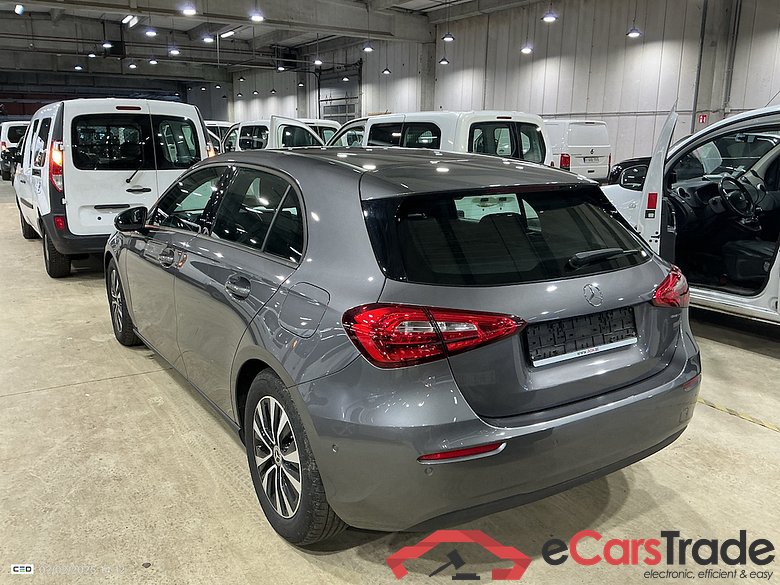 MERCEDES-BENZ A-Klasse 1.3 A 180 BUSINESS SOLUTION ESSENTIAL #3