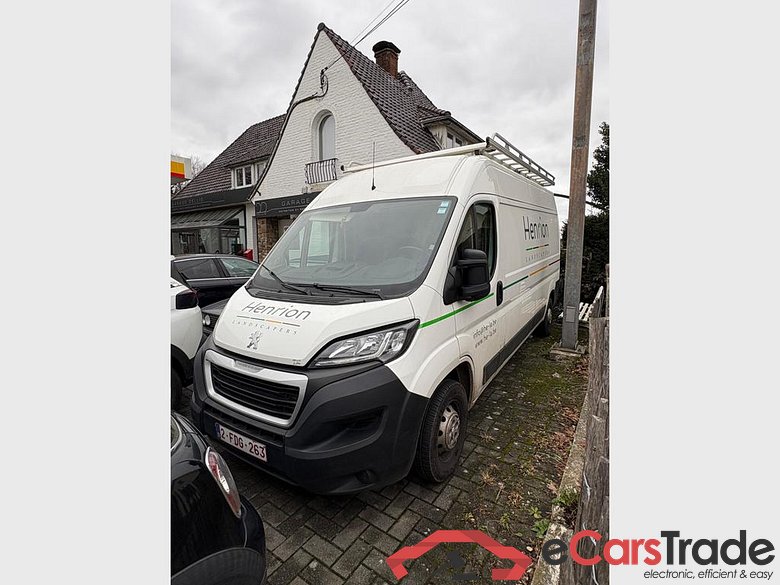 PEUGEOT Boxer 335 Fou Lwb Boxer 2.0 BlueHDi L3H2 Premium S/S #1