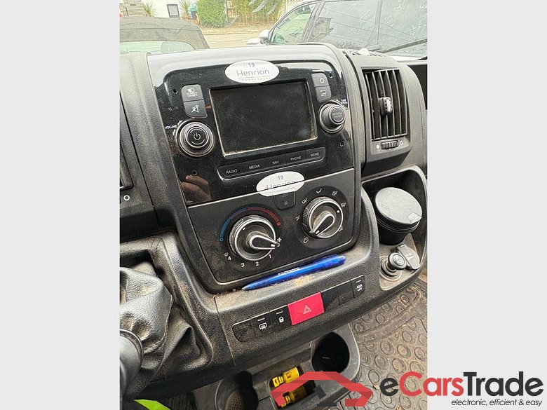 PEUGEOT Boxer 335 Fou Lwb Boxer 2.0 BlueHDi L3H2 Premium S/S #3