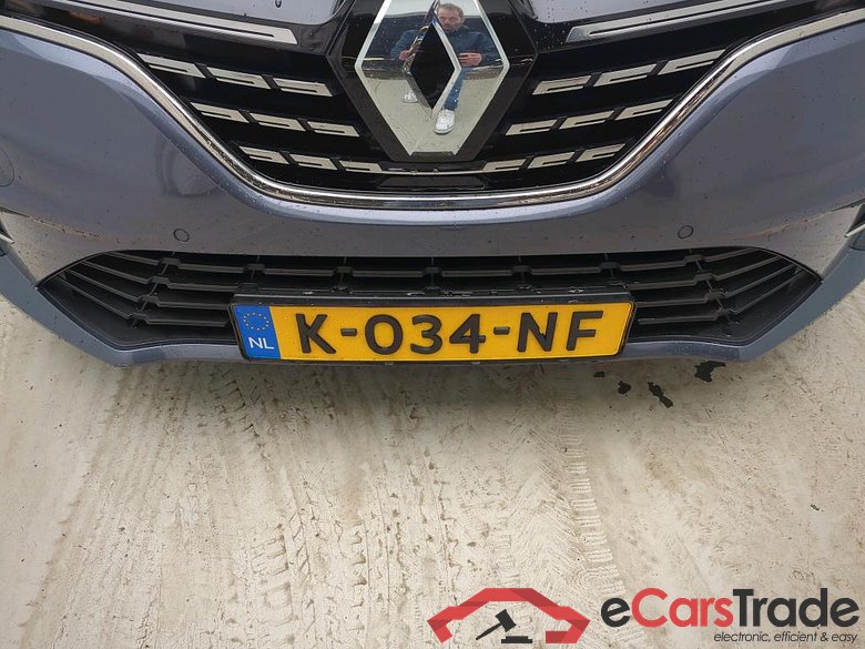Renault Mégane Estate TCe 160 EDC Business Edition One 5d #5