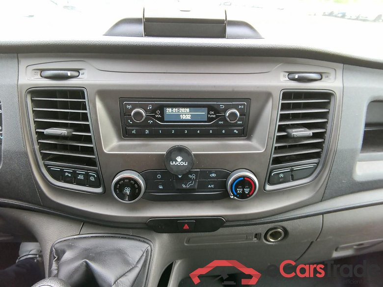 TRANSIT CUST TRENDB 300 L1H1 R #4