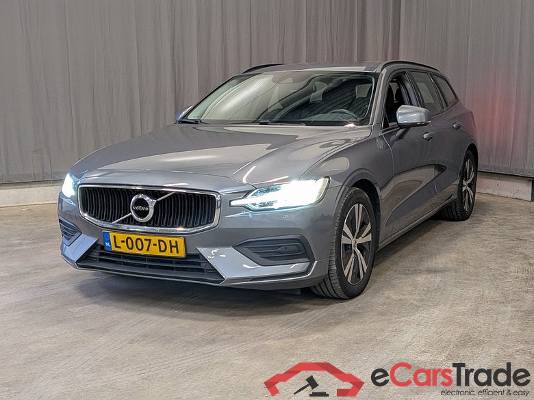 VOLVO V60 2.0 B3 Mom. Adv.