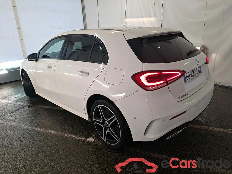 MERCEDES-BENZ Classe A Compact / 2018 / 5P / Berline A 250 e AMG Line 8G-DCT #2