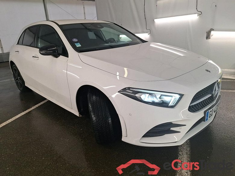 MERCEDES-BENZ Classe A Compact / 2018 / 5P / Berline A 250 e AMG Line 8G-DCT #4
