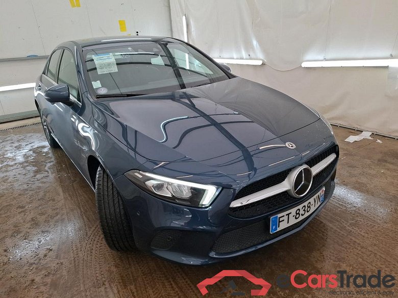 MERCEDES-BENZ Classe A Berline / 2018 / 4P / Berline A 250 e Business Line 8G-DCT #4