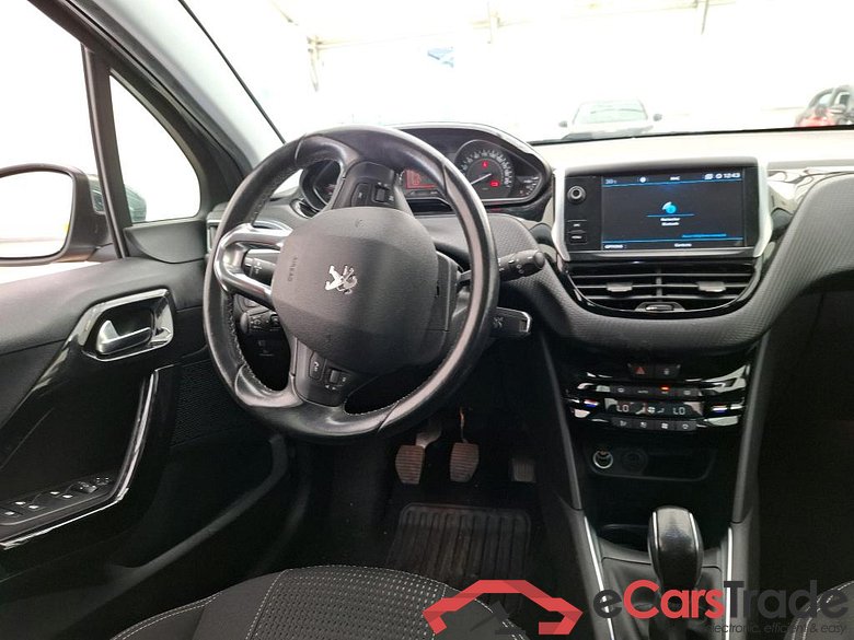 208 Allure Business 1.6 HDi 100CV BVM5 E6 #5