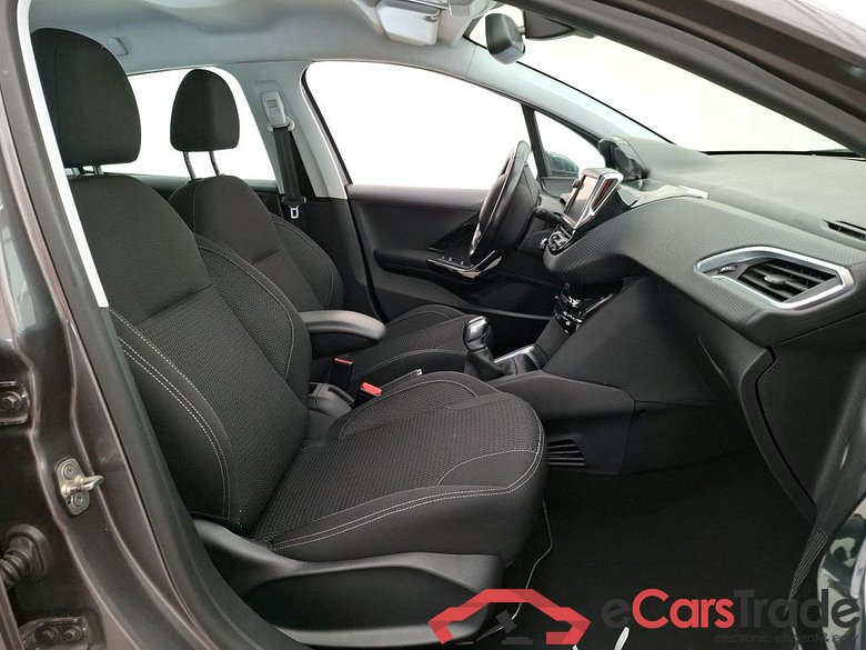 208 Allure Business 1.6 HDi 100CV BVM5 E6 #6